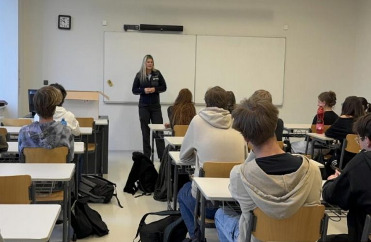 Žďárští kriminalisté objasnili internetové podvody