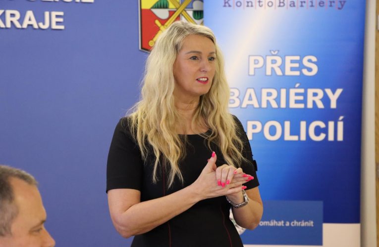 Dcery v obtížích nebyly