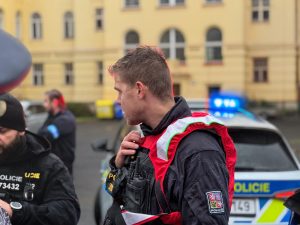 Výcvik policistů na žateckém gymnáziu
