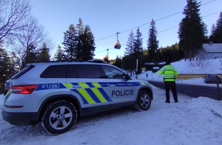 Policie objasnila dva loupežné útoky v Hradci Králové