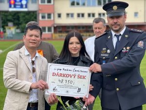 Benefiční zápas vynesl téměř 100 tisíc korun