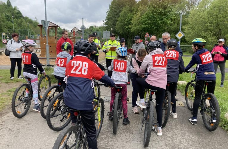 Oblastní kolo Dopravní soutěže mladých cyklistů v Košťálově