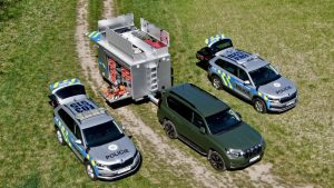 Policisté si převzali speciální přívěsný vozík
