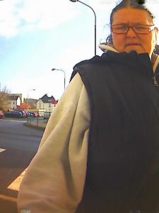 Poznáváte ženu na fotografii?