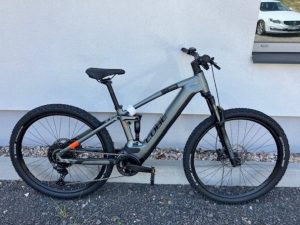 BIKESERVIS v Jablonci nad Nisou navštívil pod rouškou noci ze středy na čtvrtek zloděj