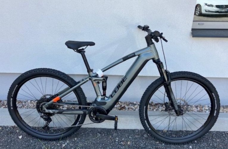 BIKESERVIS v Jablonci nad Nisou navštívil pod rouškou noci ze středy na čtvrtek zloděj