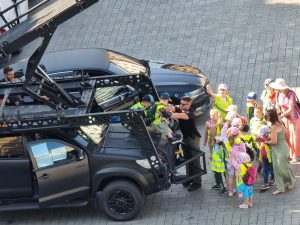 Centrum patřilo policistům