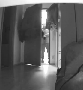 Krádež šperků a hotovosti