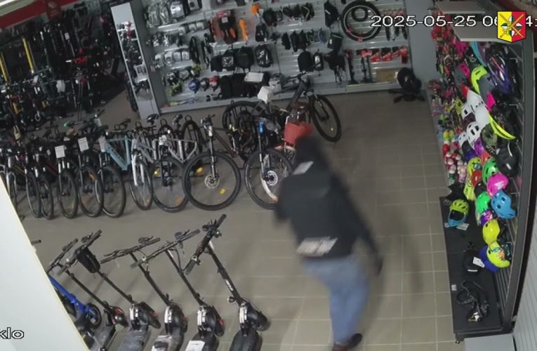 Milovníci sportu kradli oblečení i kola