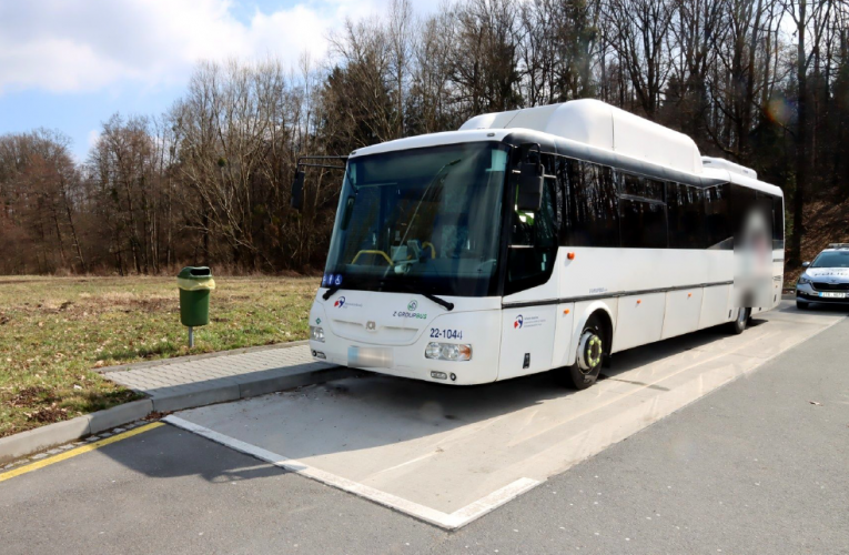 Objasněná série vloupání do autobusů
