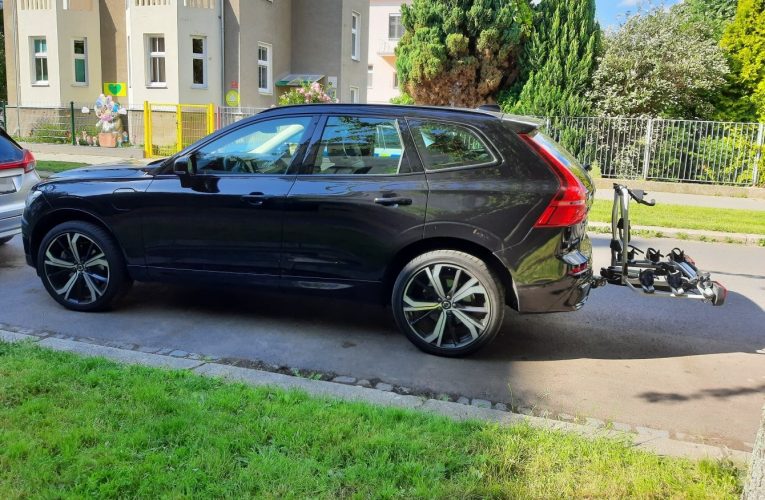 Přišel o horské kolo uzamčené na vozidle