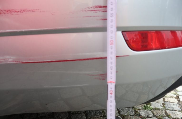 Řidička hyundaie odřela na parkovišti octavii a odjela, aniž by na sebe nechala kontakt