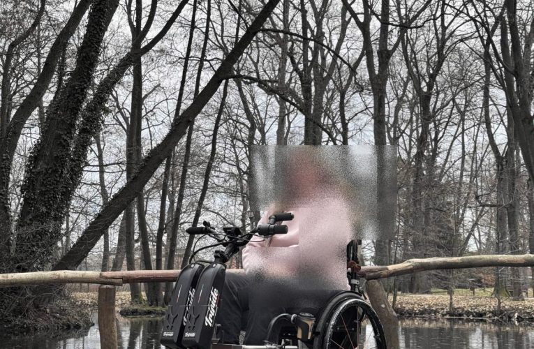 Zloděj odcizil z invalidního vozíku přídavný elektrický pohon, který mu k ničemu nebude