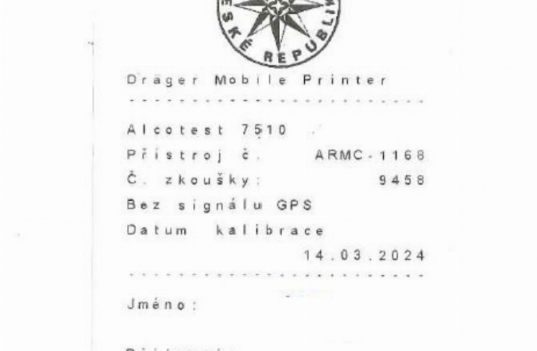 Koupil alkohol nezletilé dívce. Hrozí mu až 5 let vězení.