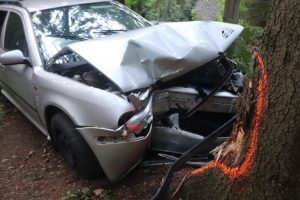 Pod vlivem alkoholu řidička nezvládla svou jízdu