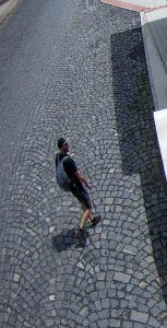 Poznáte muže na fotografiích?