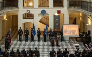 Ředitel služby pořádkové policie ocenil policistu z obvodního oddělení Rumburk