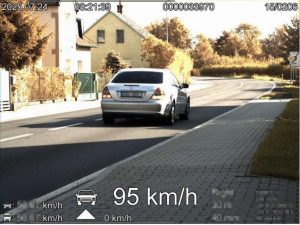Řidič jel téměř dvojnásobnou rychlostí