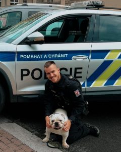 Štěně, o které se majitel již nechtěl starat, má nový domov.