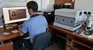Dle zjištění moravskoslezských policistů byli oba cizinci zde nelegálně