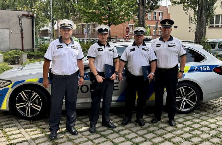 Hořičtí dálničáři zachraňovali život