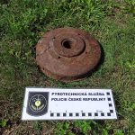 Houbaři našli v Ralsku cvičnou protitankovou minu