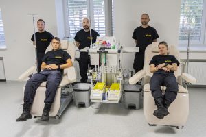 I tobě v žilách koluje naše krev...