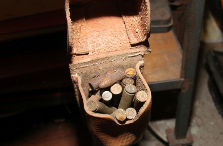 Vytáhl na něj nůž