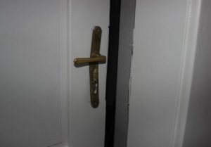 Objasněná série vloupání do bytů