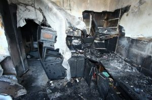 Potvrzeno, příčinou vzniku požáru  byla nelegální výroba drog