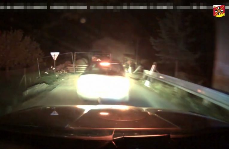 Před policisty na Trutnovsku ujížděl, měl důvod
