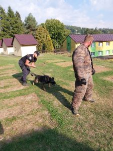 Mezinárodní výcvik pod „taktovkou“ moravskoslezských kynologů a několikanásobného mistra republiky ve sportovní kynologii