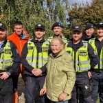 Noc strávila v lese