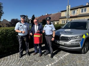 Nový zdravotnický batoh pro policisty v Solnici