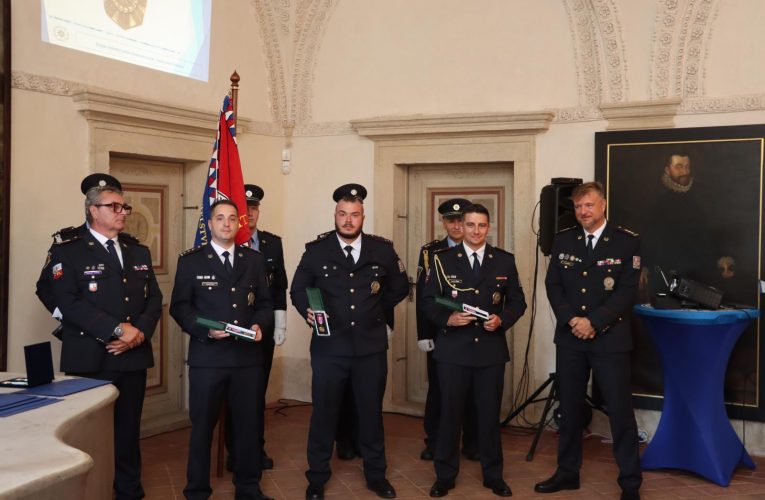 Recidivista chtěl policistům uniknout