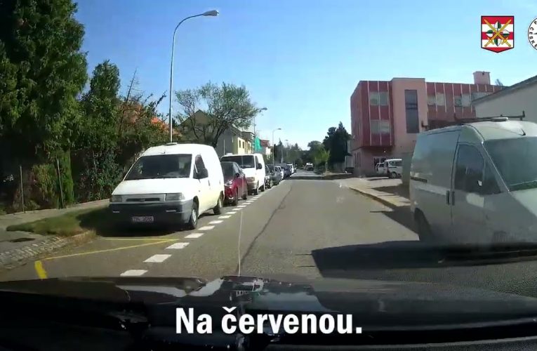 Potřeboval jen do servisu