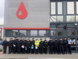 Šestadvacet dalších policistů darovalo krev ve FNHK