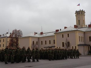 Květ vlčího máku připomněl hrdiny minulosti i přítomnosti