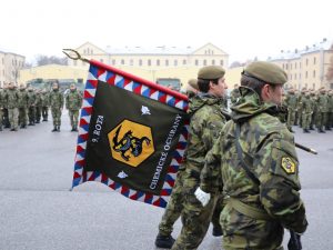 Květ vlčího máku připomněl hrdiny minulosti i přítomnosti