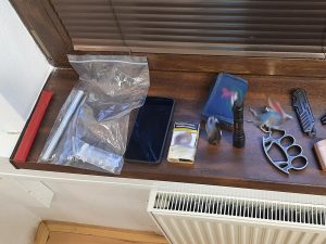 Měl u sebe zákeřnou zbraň