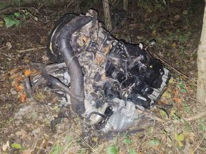 Náraz do stromu nepřežil