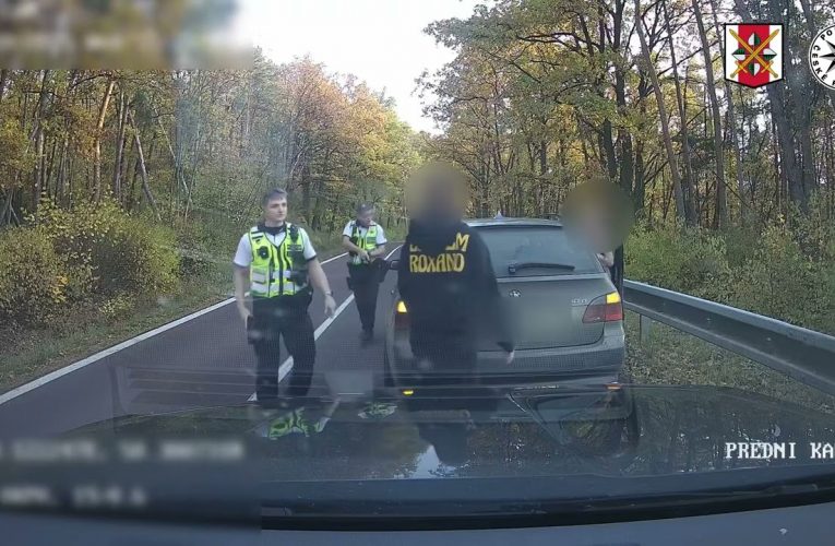 Nebezpečné pronásledování vozidla dopravní policií Litoměřice