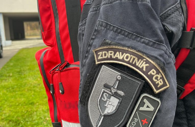 Oba policisté bojovali v Ostravě o život muže v bezvědomí