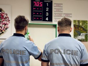 Policisté a civilní zaměstnanci z Moravskoslezského kraje darovali tu nejcennější tekutinu, kterou v těle mají, a tou je krev