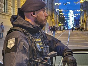 S blížícími se Vánocemi posilují policisté výkon služby