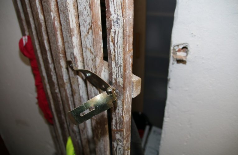 Sklepní fantom dopaden