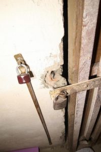 Sklepní fantom dopaden