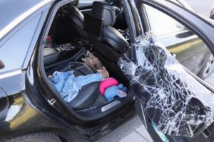 Vykrádal zaparkovaná vozidla v Chebu