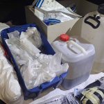 Cizinec vyráběl, jeho partnerka především prodávala