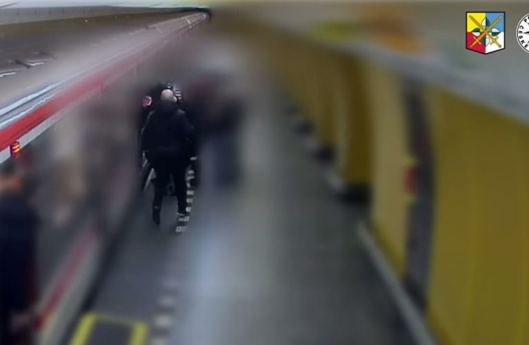 Hledáme svědky napadení ve vozu pražského metra linky B